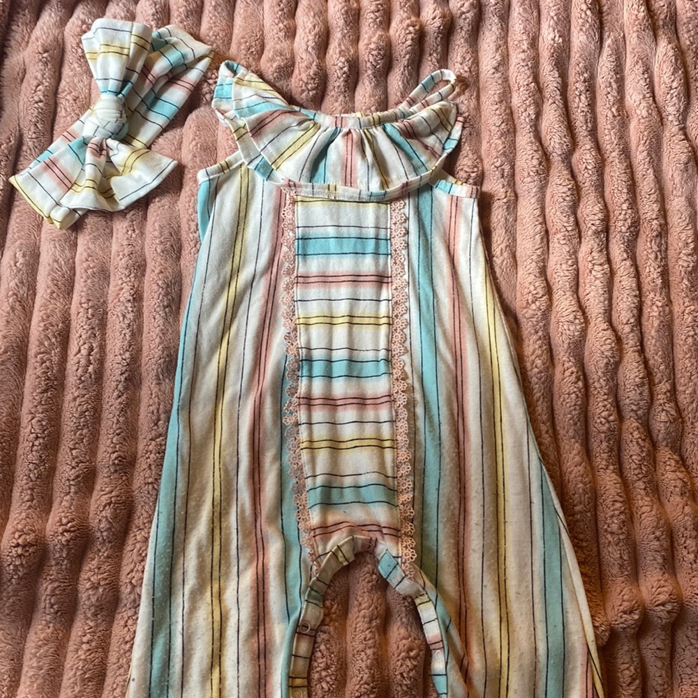 Jessica Simpson romper 12 months ❤️ 5- for $20